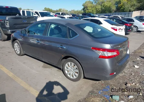 2015 Nissan Sentra S z USA, uszkodzony, nr VIN 3N1AB7AP1FY372600